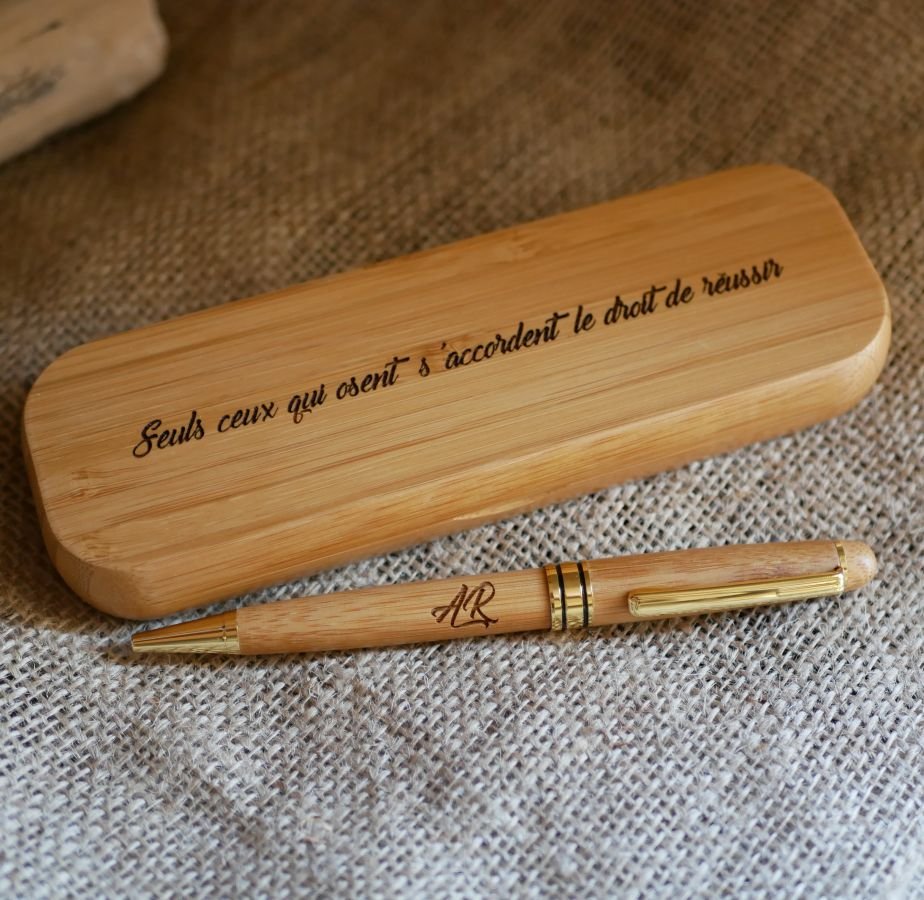 Stylo à bille en bambou gravé personnalisé, stylo en bois personnalisé,  stylos de mariage, cadeaux de docteur infirmière, cadeau d'anniversaire,  cadeau d'enseignants, cadeau d'affaires -  Canada