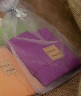 1. Pochette tissu organza (+ 0.50 €)