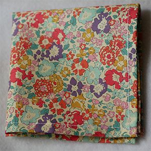 L12-Liberty Michele +Pochette carrée (+ 10.80 €)