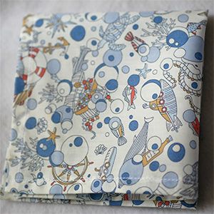 L21-Liberty Ocean treasures+Pochette carrée (+ 10.80 €)